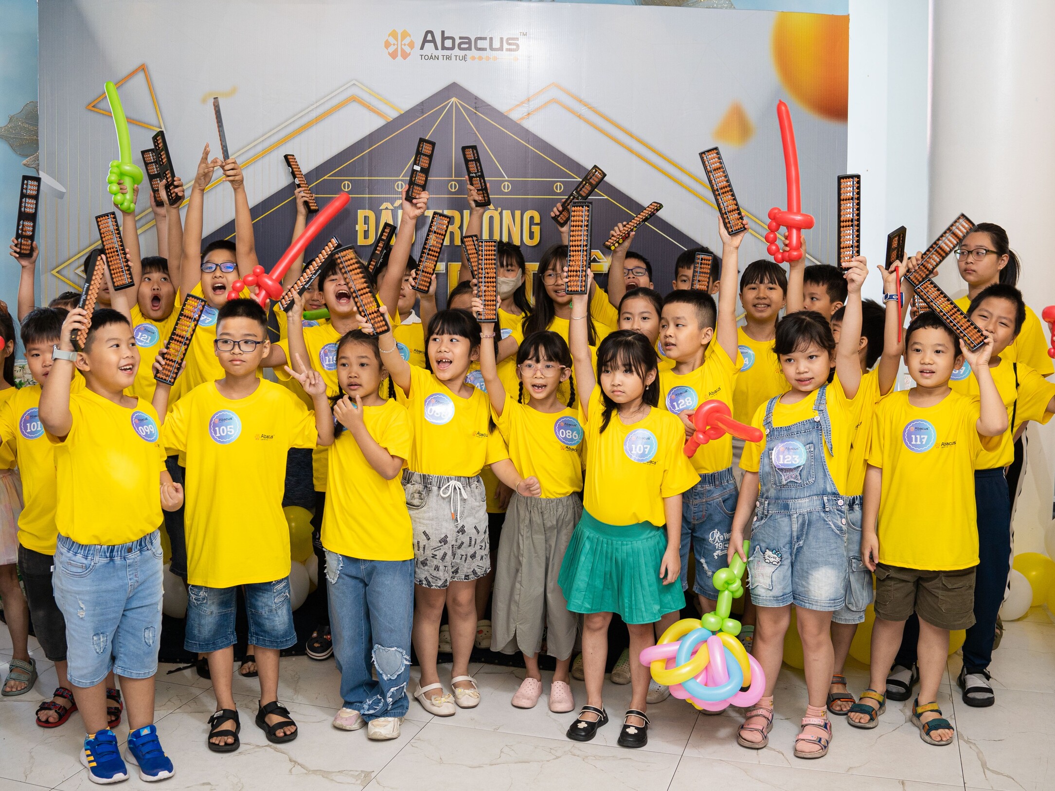 Toán Trí Tuệ Abacus