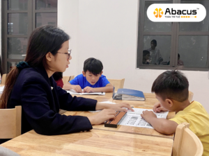 vì sao toán trí tuệ abacus đánh trúng "giai đoạn vàng" của trẻ?